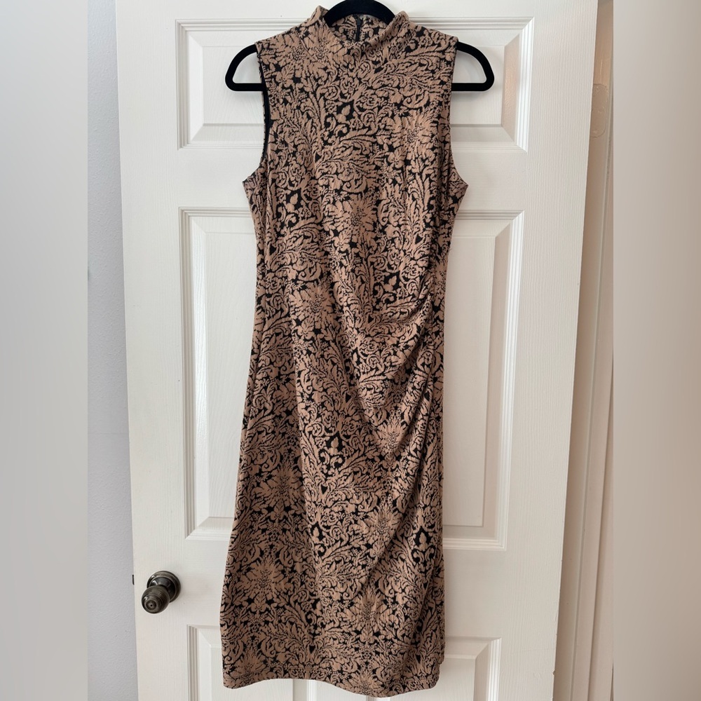 Elegant Black and Tan Patterned Dress